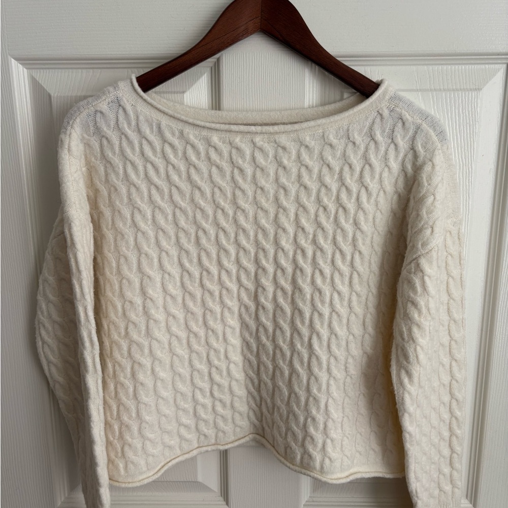 AEROPOSTALE CABLE KNIT CROPPED OFF WHITE  LONG SLEEVE BOAT NECK SWEATER. SZ M - Picture 6 of 11